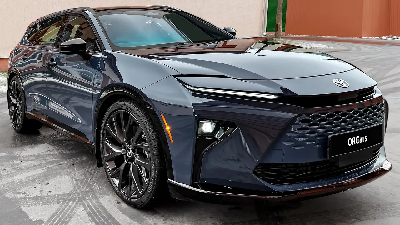 2025 Toyota Crown Signia